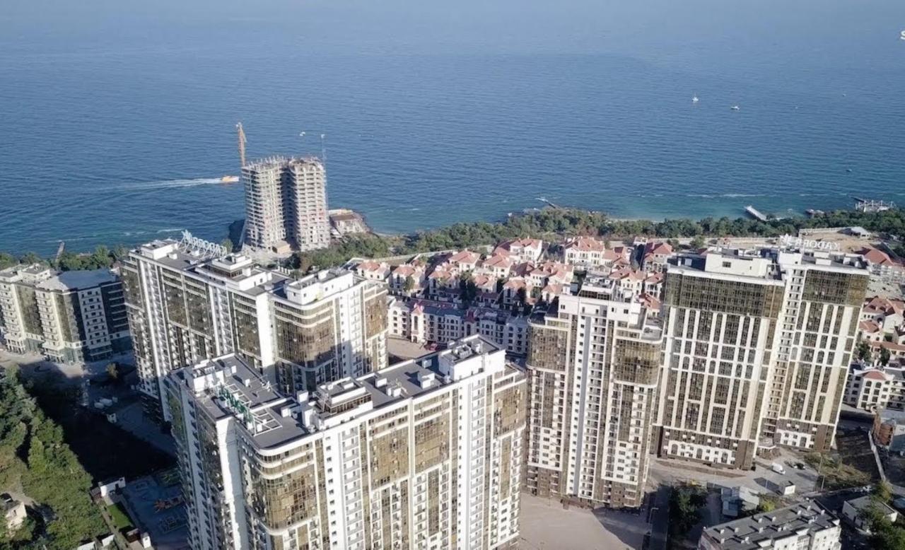 Аркадия Студия С Балконом Частичный Вид Моря Первая Линия От Моря Odessa Dış mekan fotoğraf